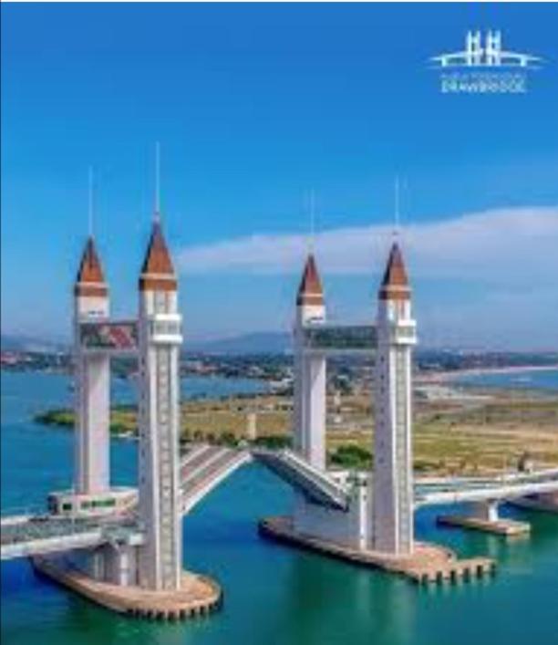 Sky Palace קואלה טרנגאנו מראה חיצוני תמונה